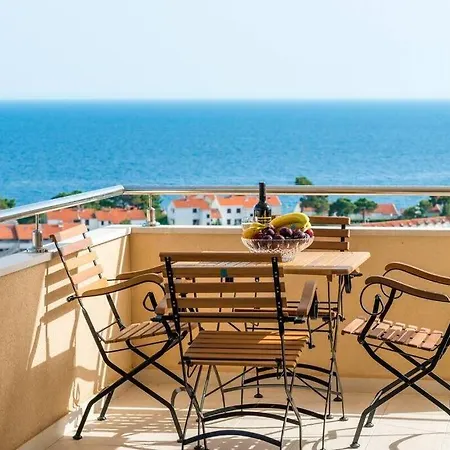 Belvedere With Magnificent Sea View Terrace Апартаменты *