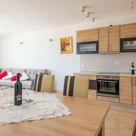 Апартаменты Belvedere With Magnificent Sea View Terrace