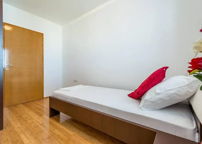 Belvedere With Magnificent Sea View Terrace דוברובניק